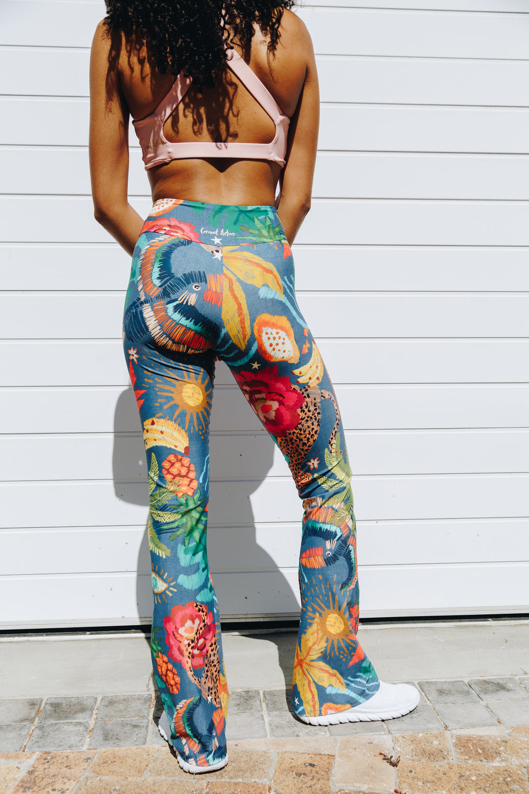 Tropical Living Flare Leggings