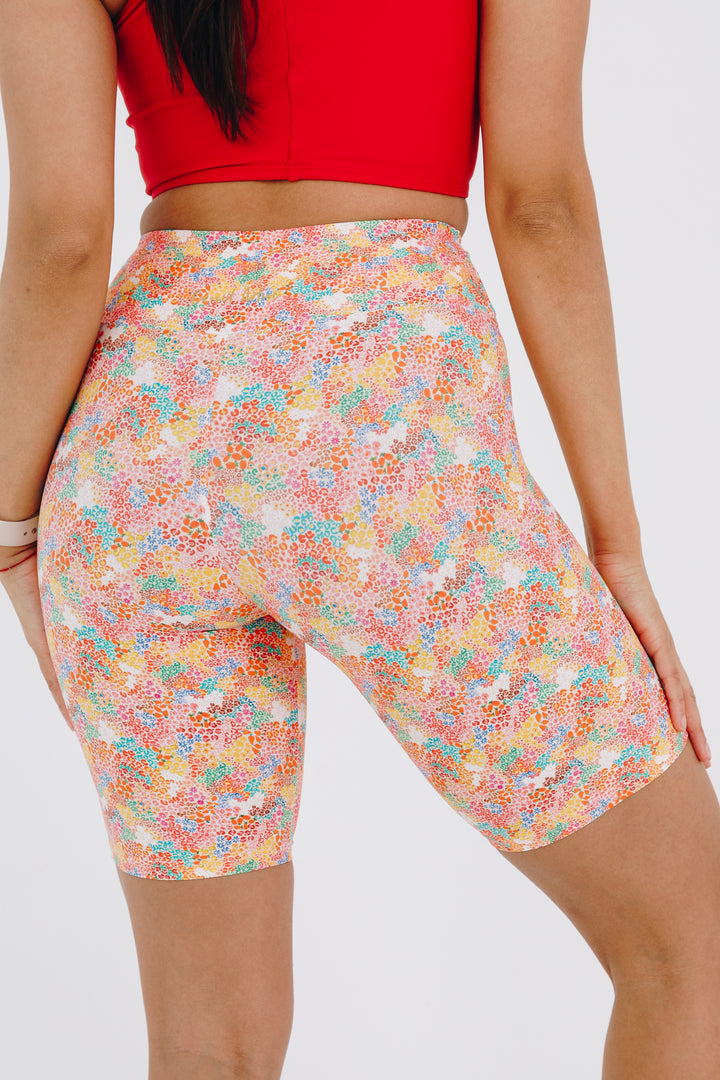 7" Field of Daisies Biker Shorts